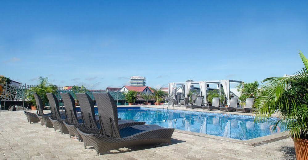 Radisson Hotel Парамарибо Экстерьер фото